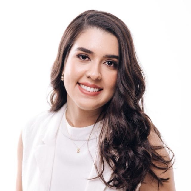 Foto de Jamile Menezes Ribeiro, aprovada no TEGO com o MedCof G.O